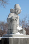 Памятник Аппаку Байжанову